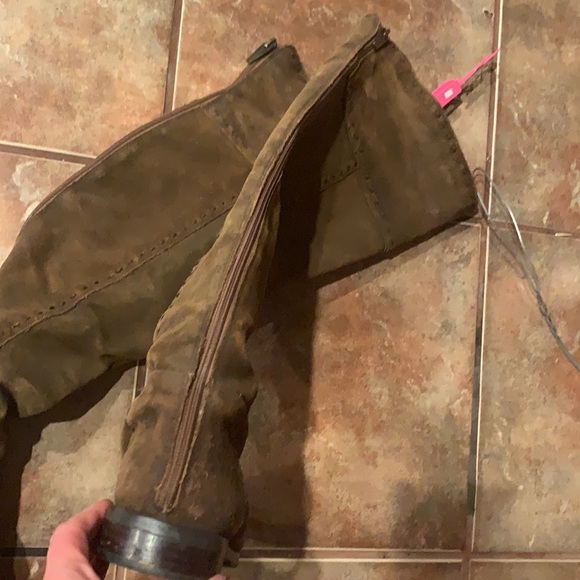 Adrianne Vittadini dark brown distressed suede boot - Picture 10 of 13